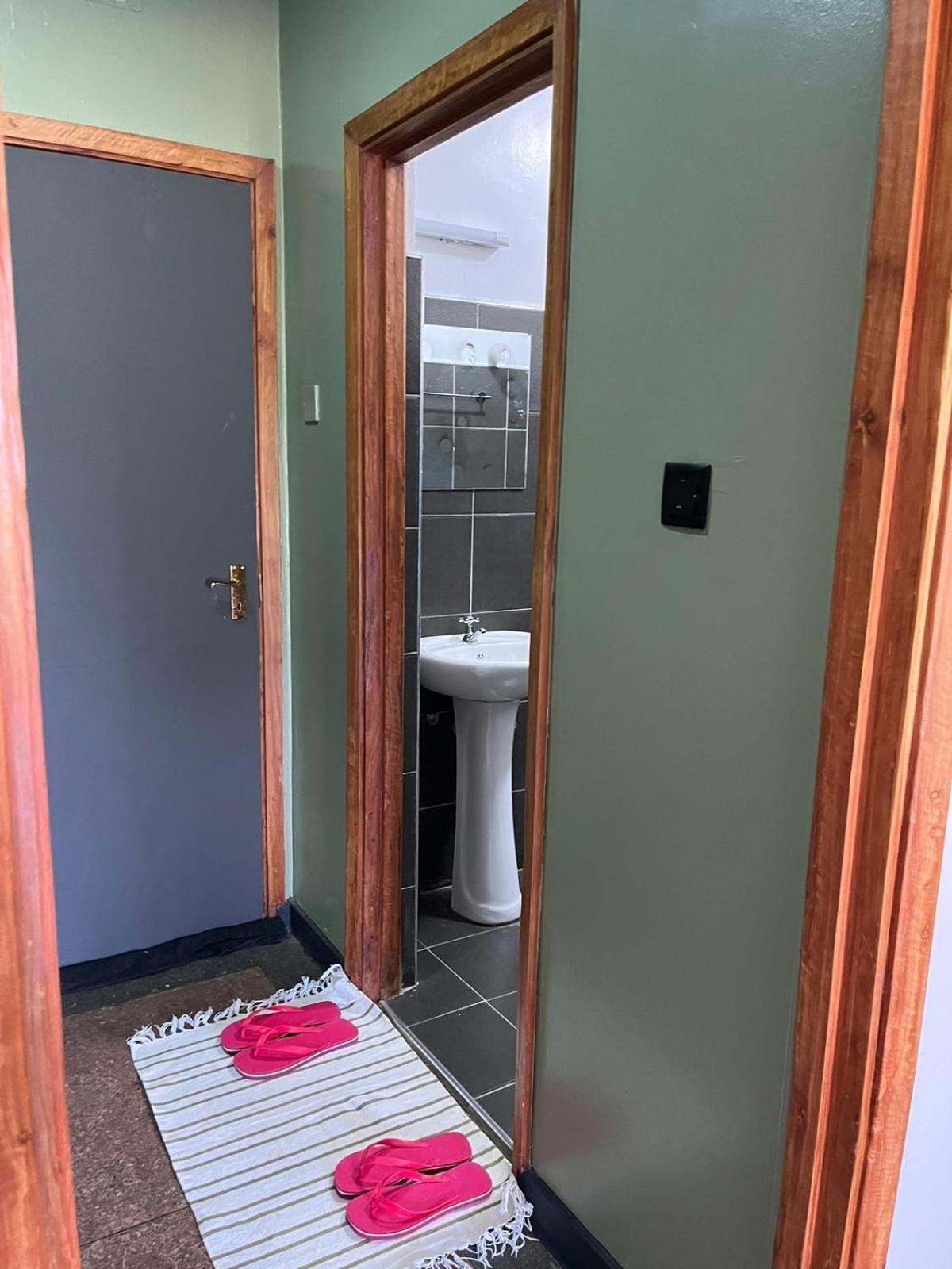 נאניוקי Koselig Homes מראה חיצוני תמונה